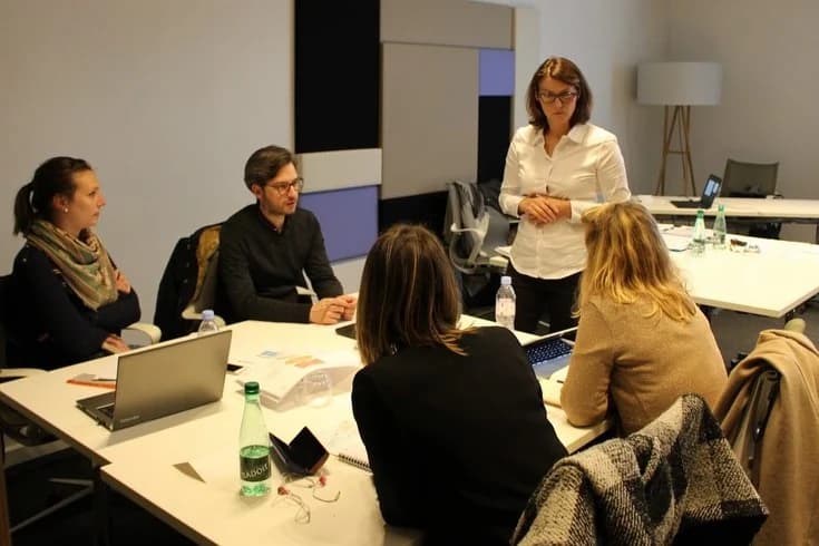 Session de formation en salle de réunion
